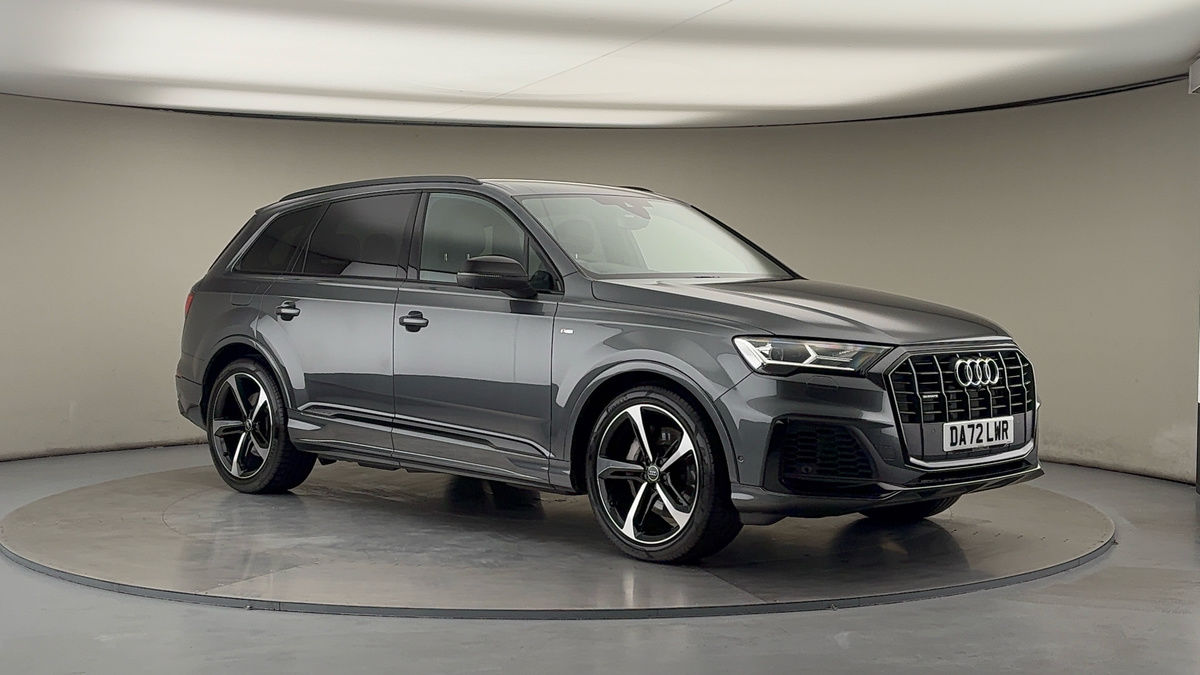 More views of Audi Q7
