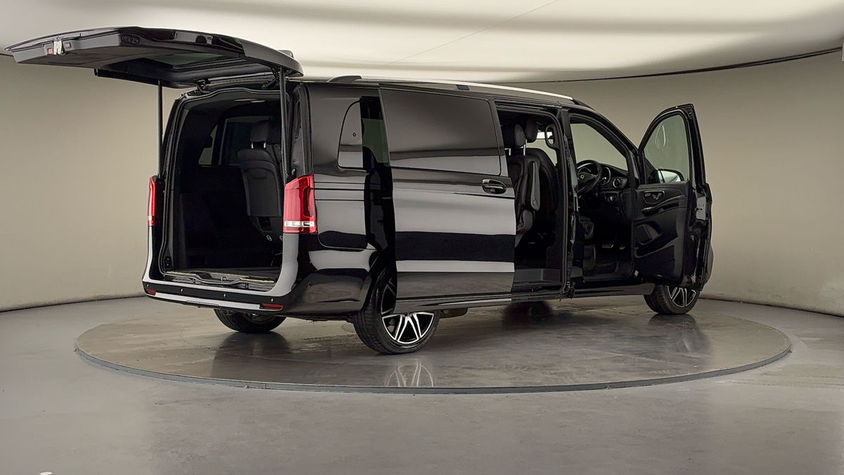 More views of Mercedes-Benz V Class