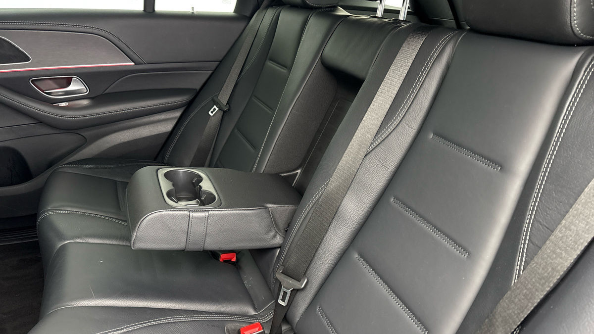 Mercedes-Benz GLE Image 9