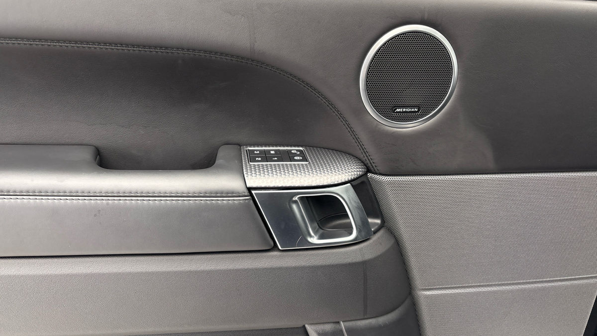 Land Rover Range Rover Sport Image 19