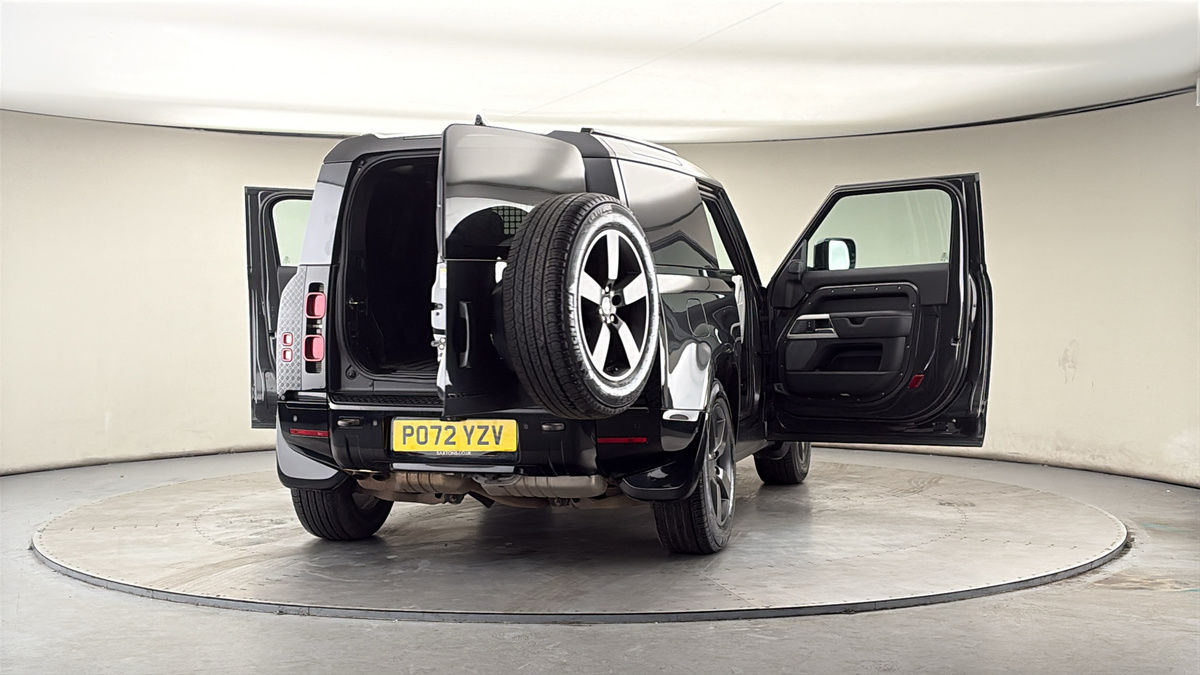 More views of Land Rover Defender 90