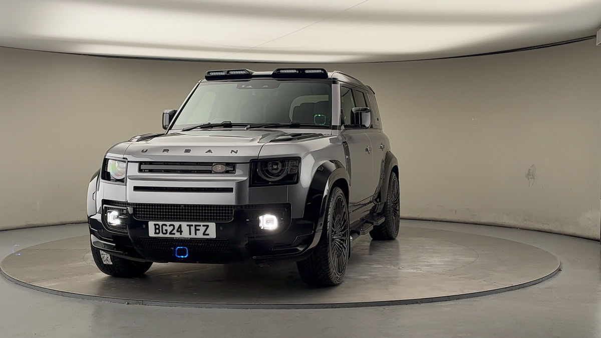 More views of Land Rover Defender 110