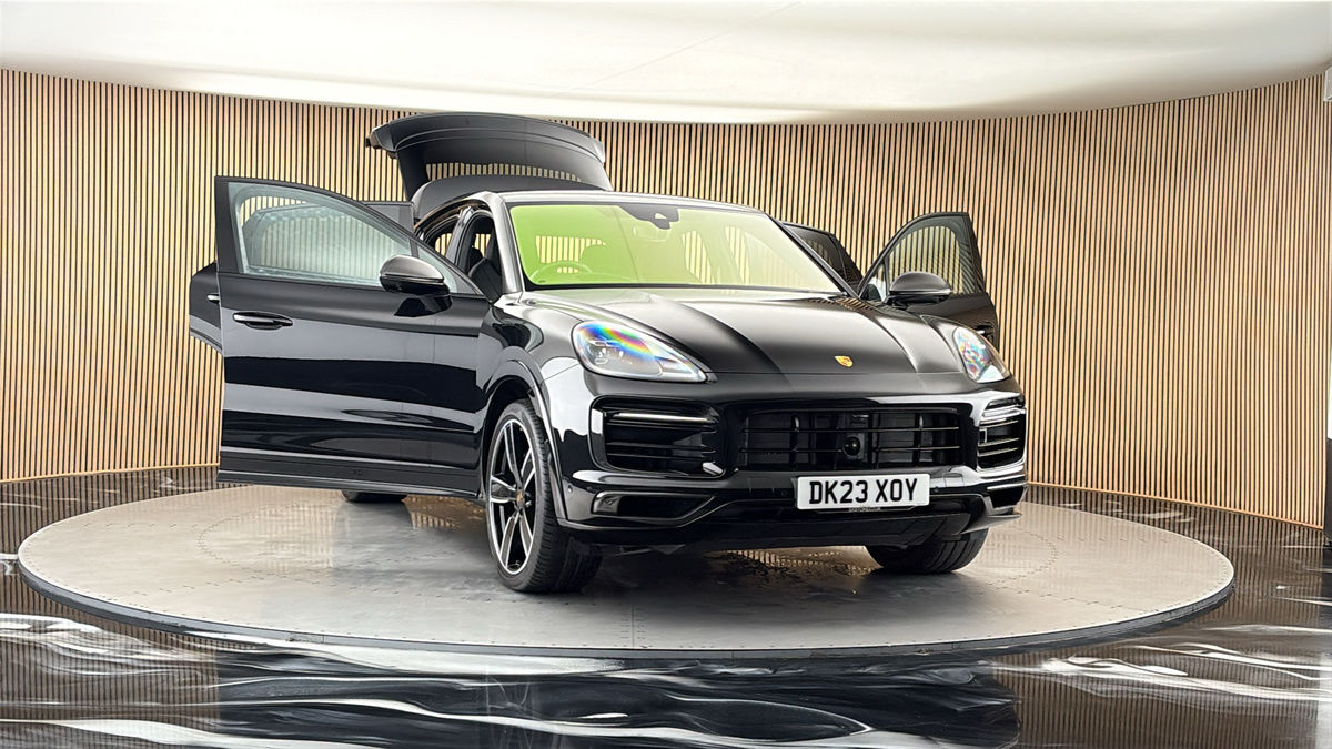 More views of Porsche Cayenne
