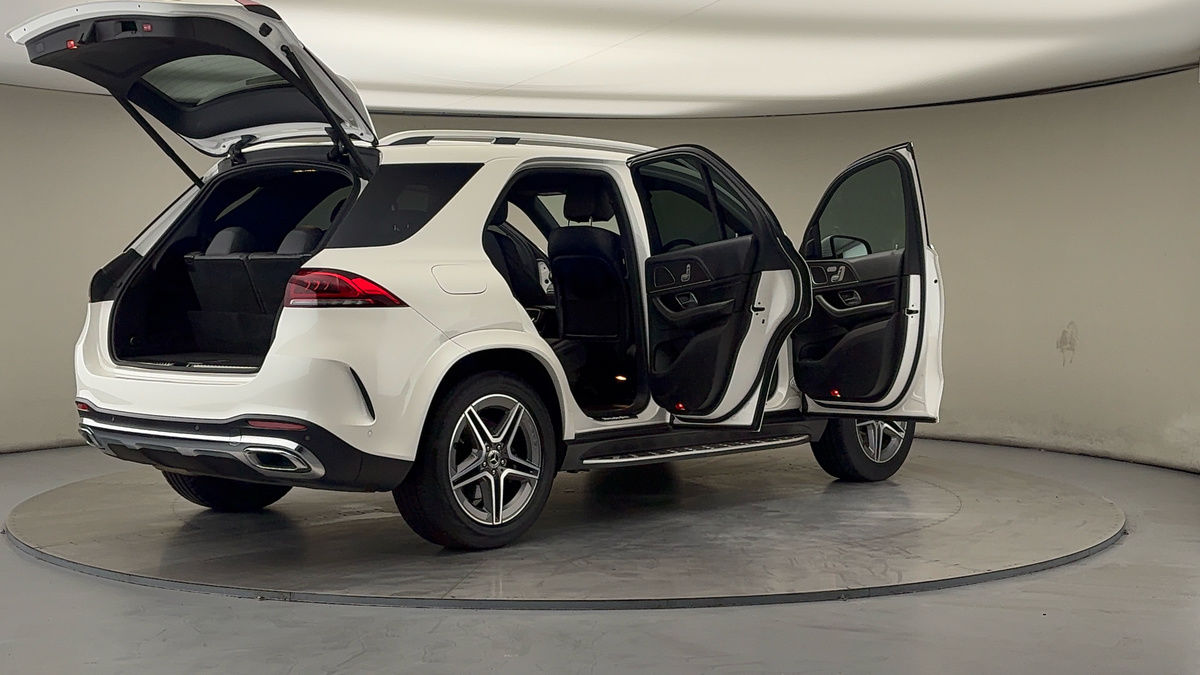 More views of Mercedes-Benz GLE