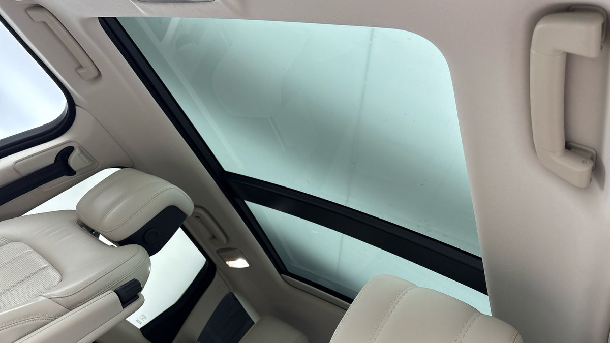 Land Rover Range Rover Sport Image 6