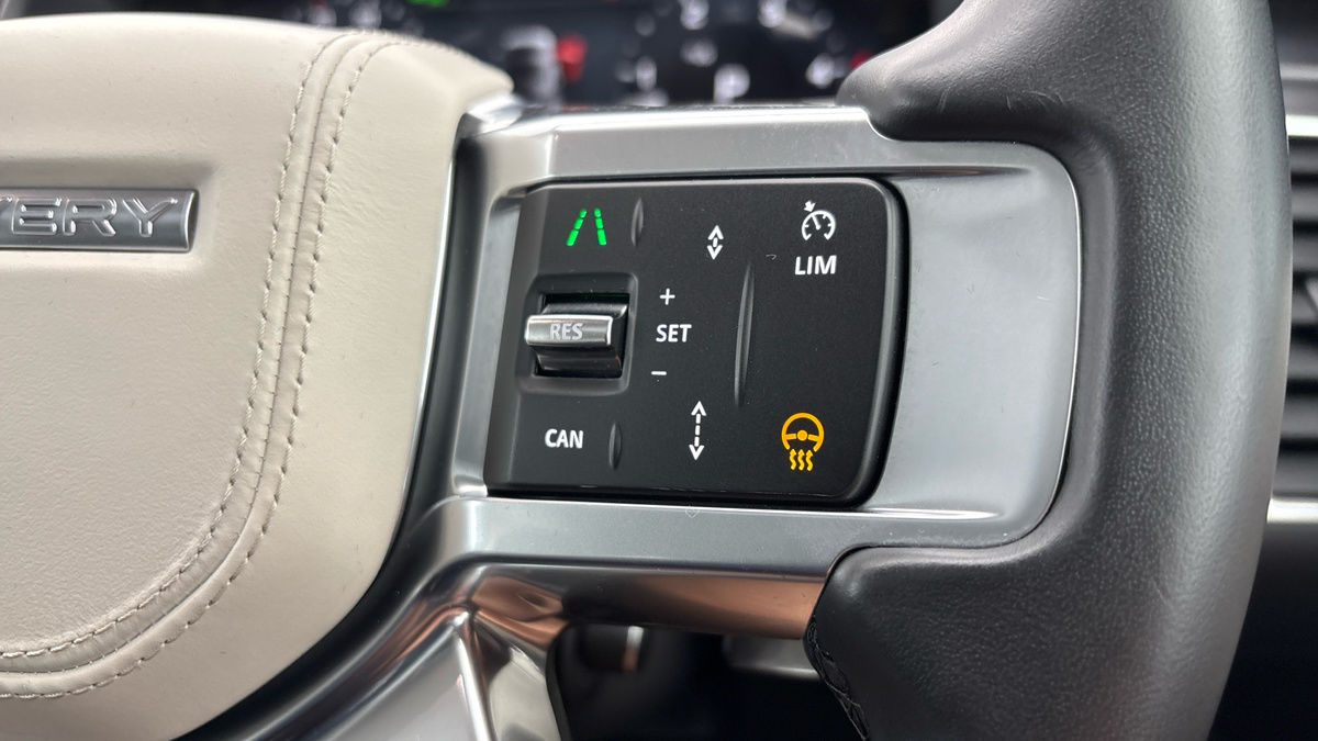 Land Rover Discovery Image 33