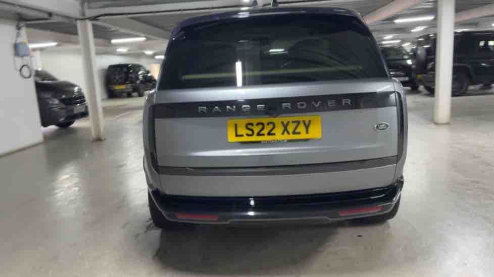 More views of Land Rover Range Rover