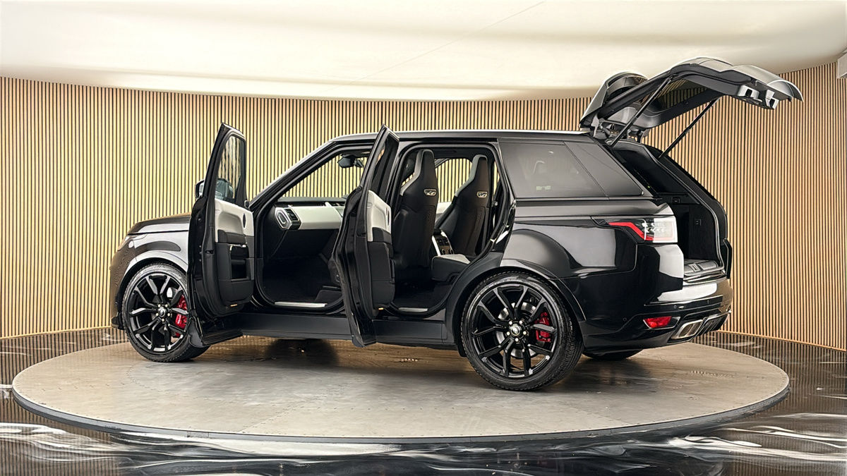 More views of Land Rover Range Rover Sport