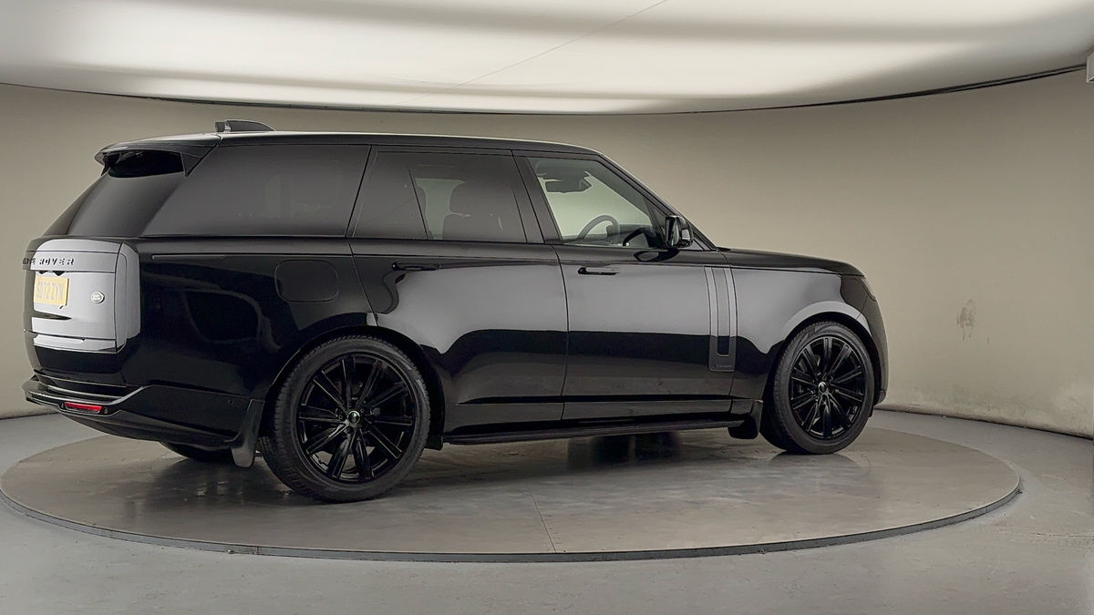 More views of Land Rover Range Rover