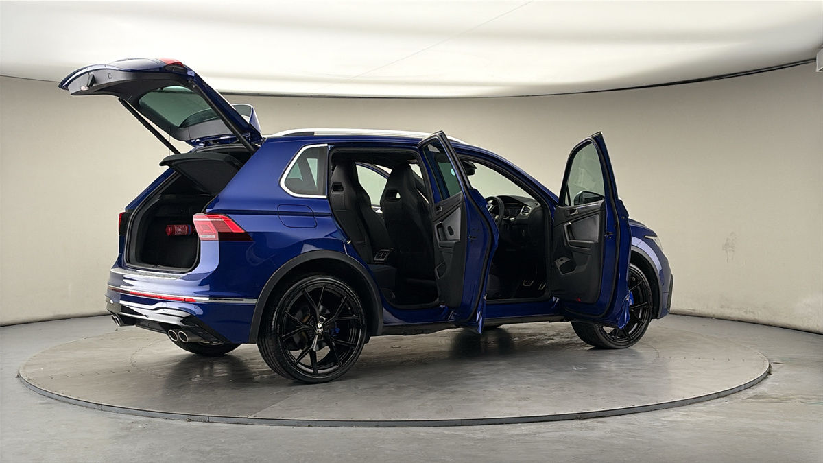 More views of Volkswagen Tiguan