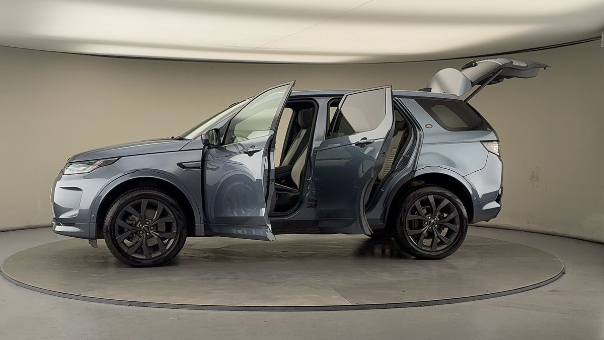 More views of Land Rover Discovery Sport