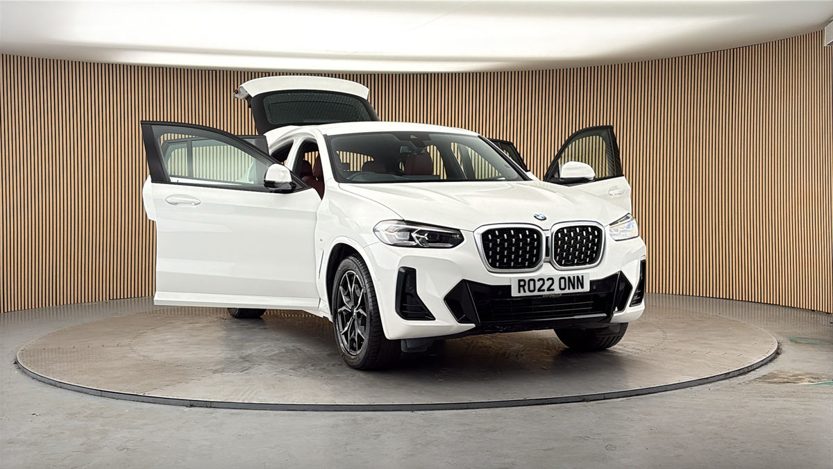 More views of BMW X4