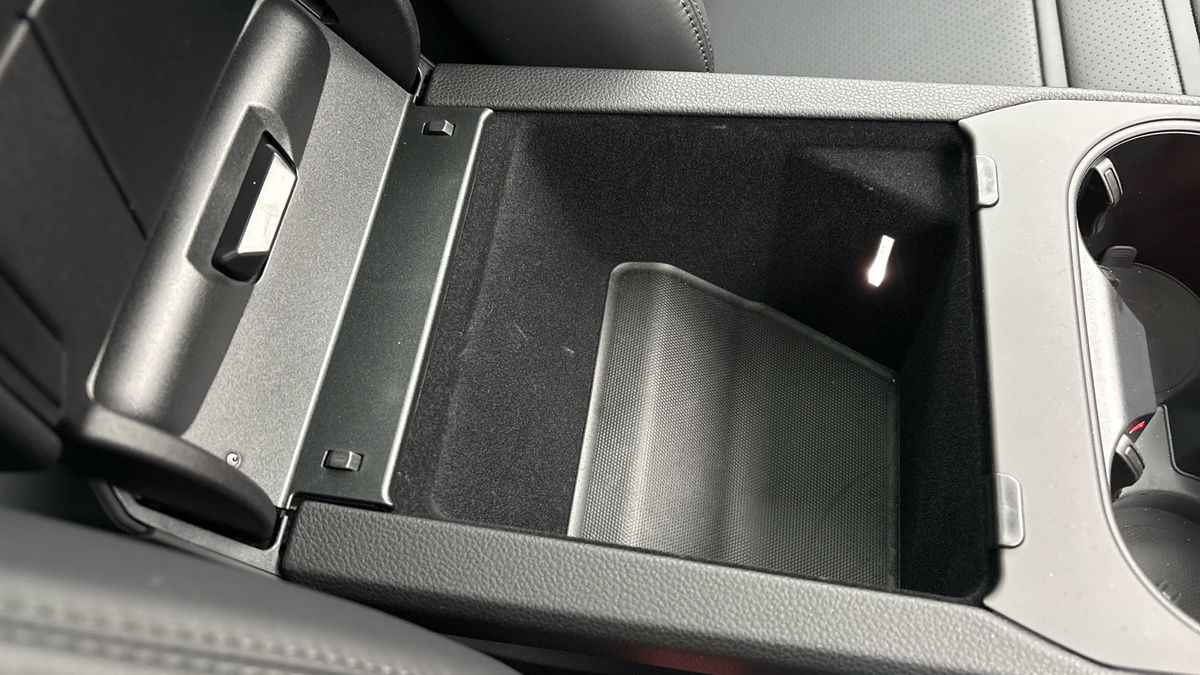 Porsche Cayenne Image 33