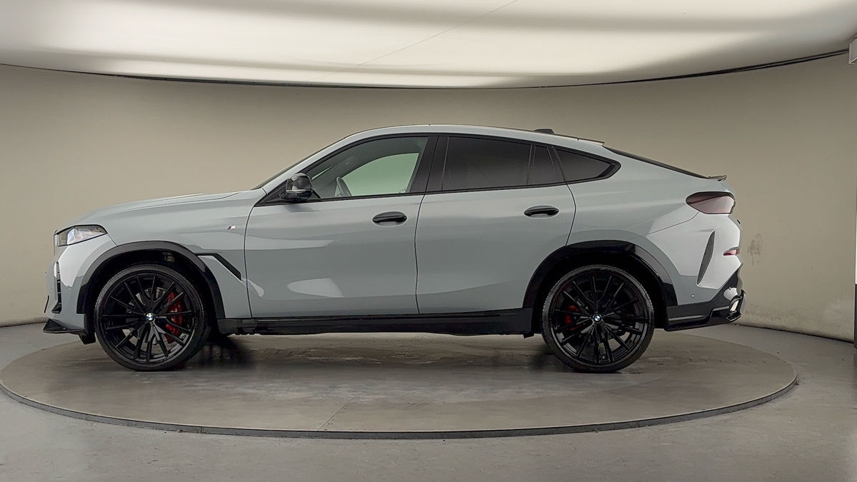 BMW X6 Image 15