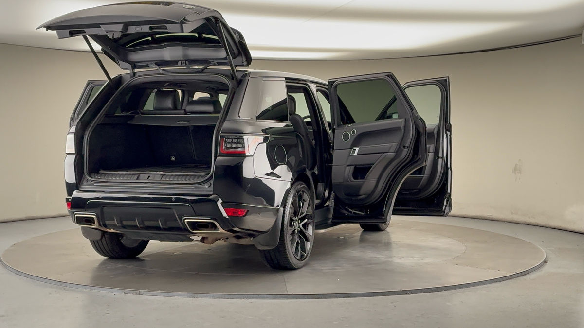 More views of Land Rover Range Rover Sport