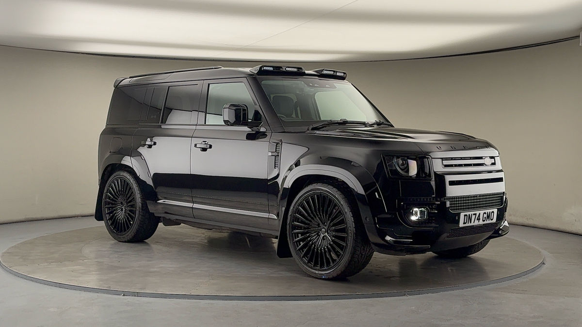 More views of Land Rover Defender 110