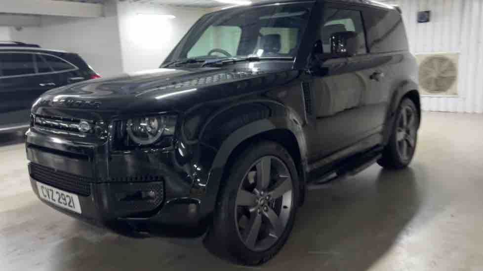 More views of Land Rover Defender 90