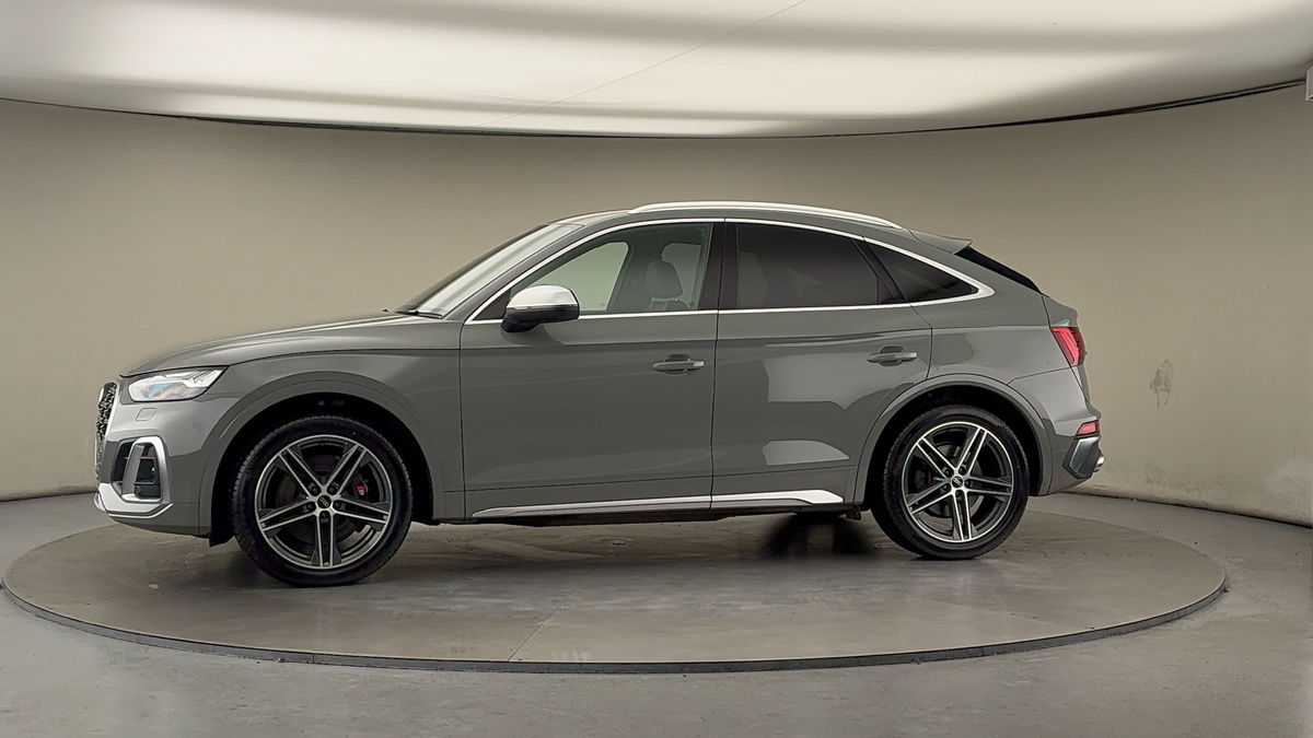 More views of Audi SQ5