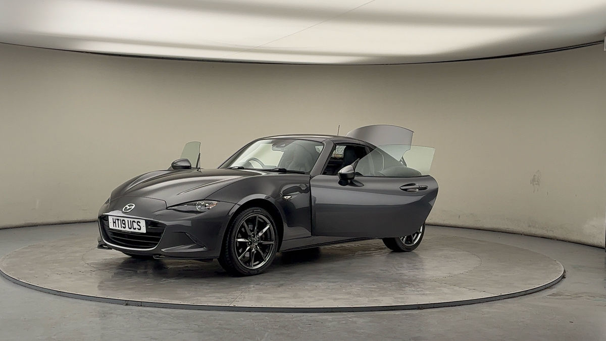 Mazda MX-5 RF Image 22