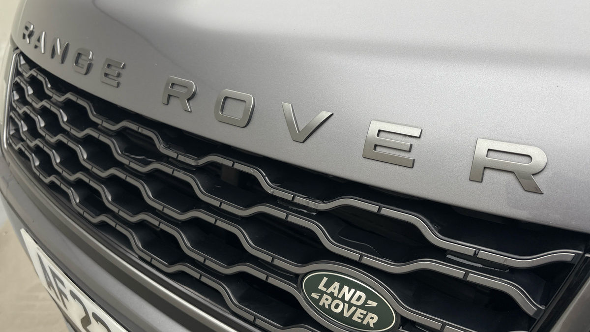 Land Rover Range Rover Sport Image 24