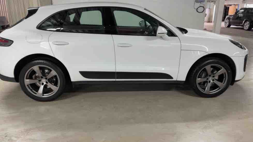 More views of Porsche Macan