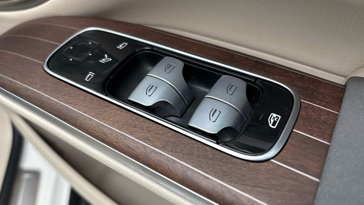Mercedes-Benz EQS Image 26