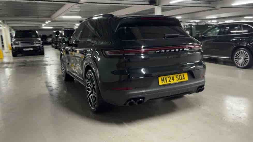 More views of Porsche Cayenne