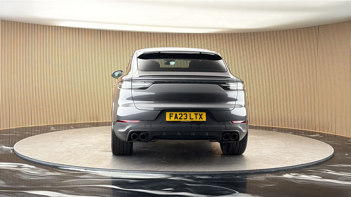 More views of Porsche Cayenne