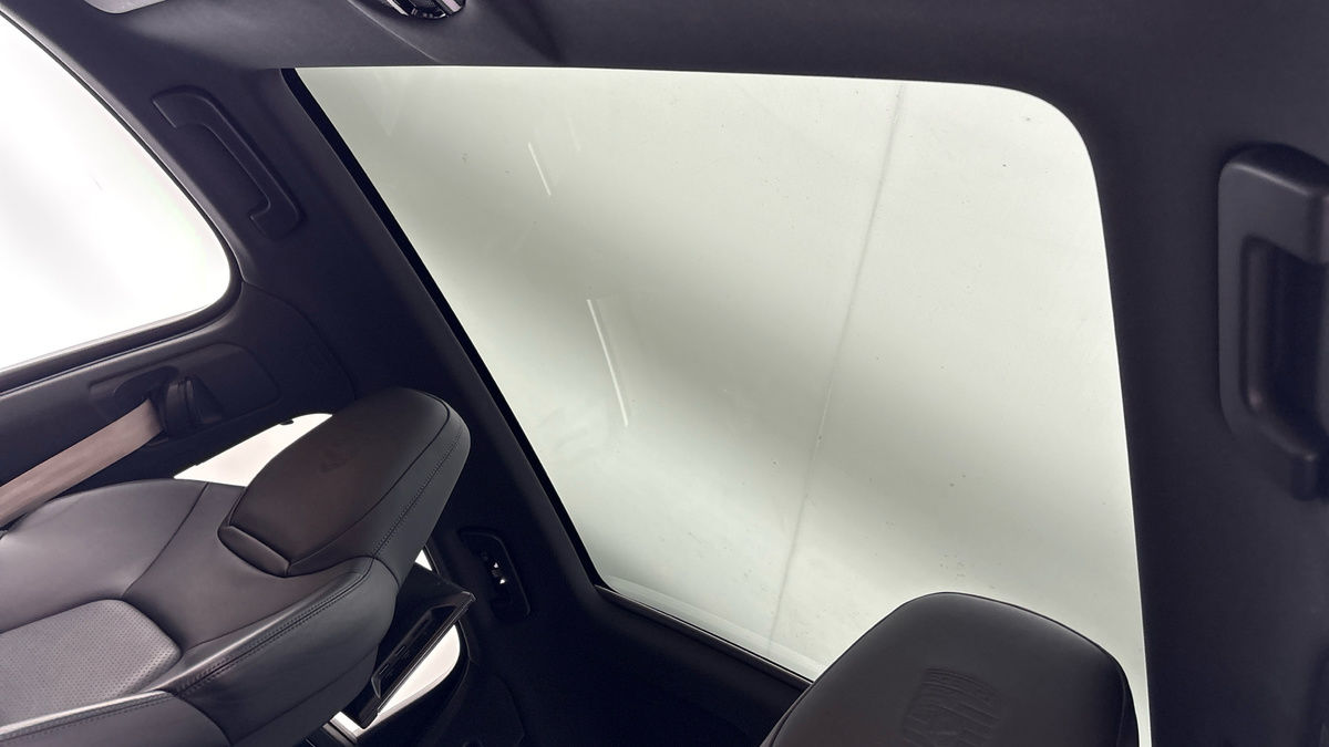 Porsche Cayenne Image 6