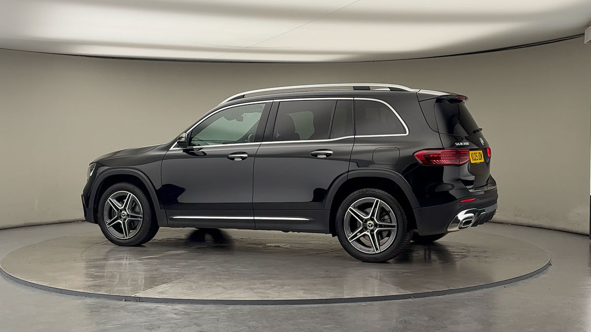 More views of Mercedes-Benz GLB