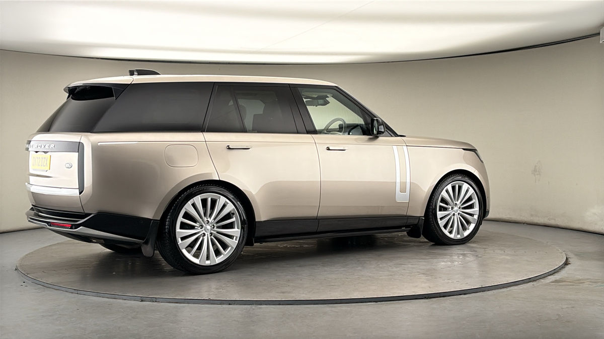 More views of Land Rover Range Rover