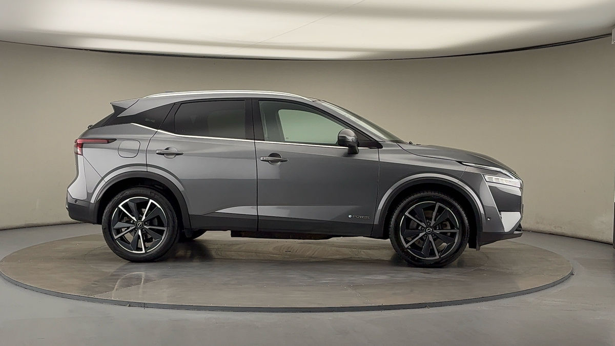 More views of Nissan Qashqai
