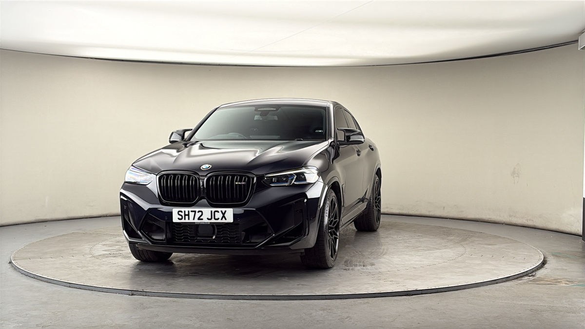 More views of BMW X4 M
