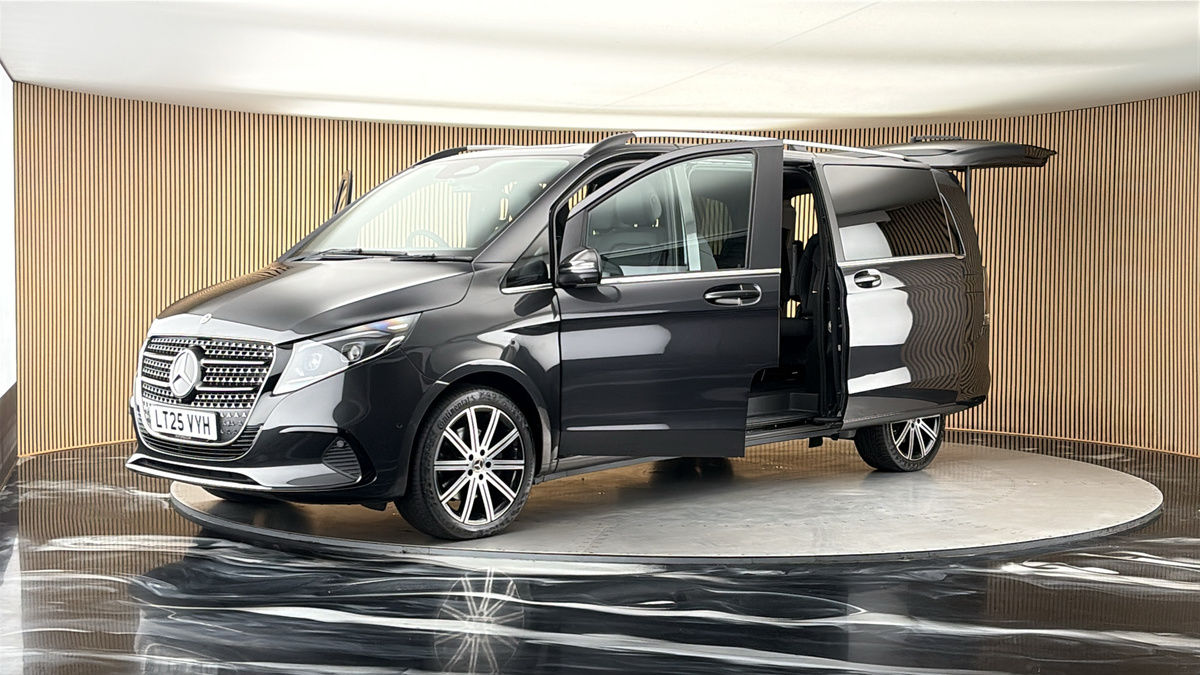 More views of Mercedes-Benz V Class
