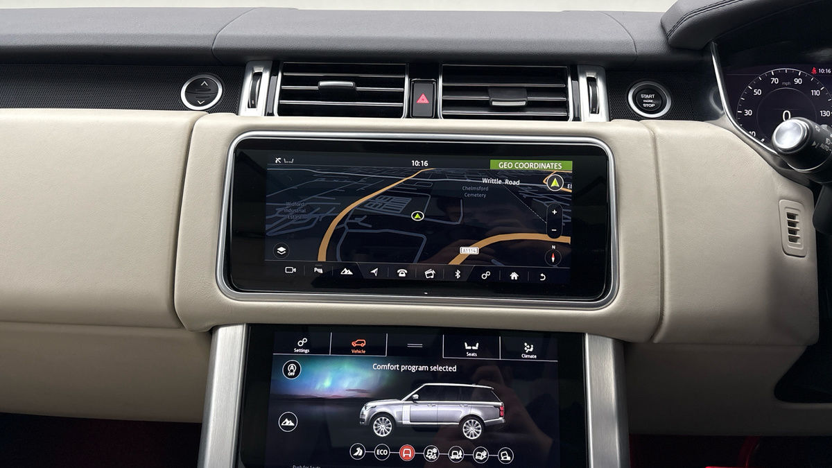 Land Rover Range Rover Image 17