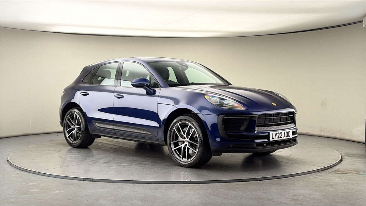 More views of Porsche Macan