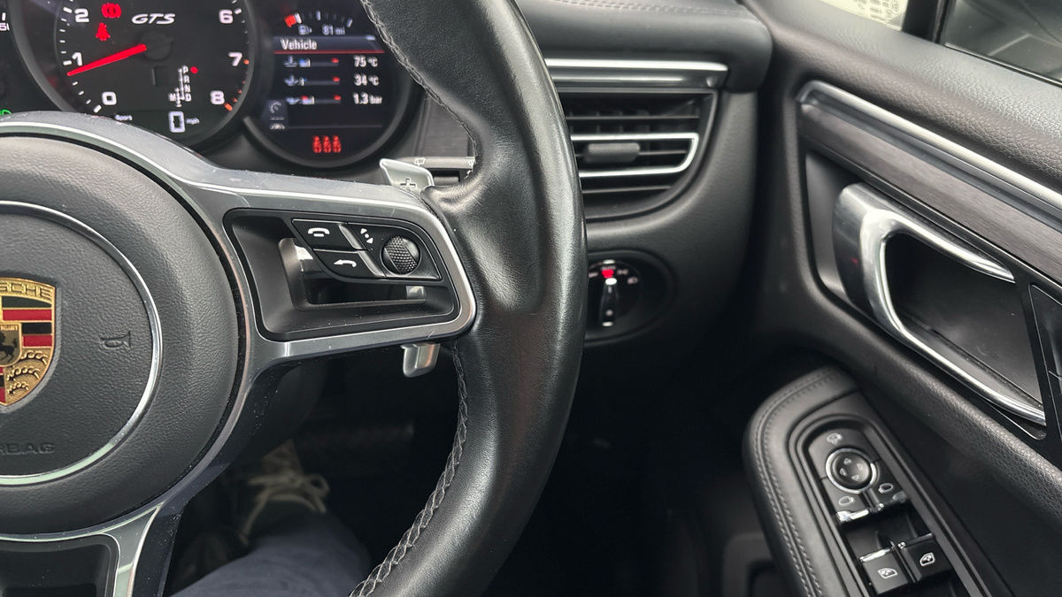 Porsche Macan Image 14