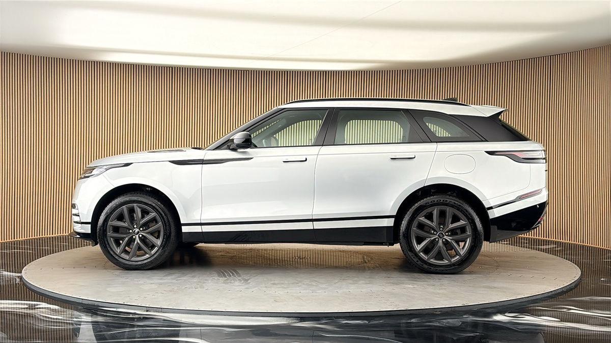 More views of Land Rover Range Rover Velar