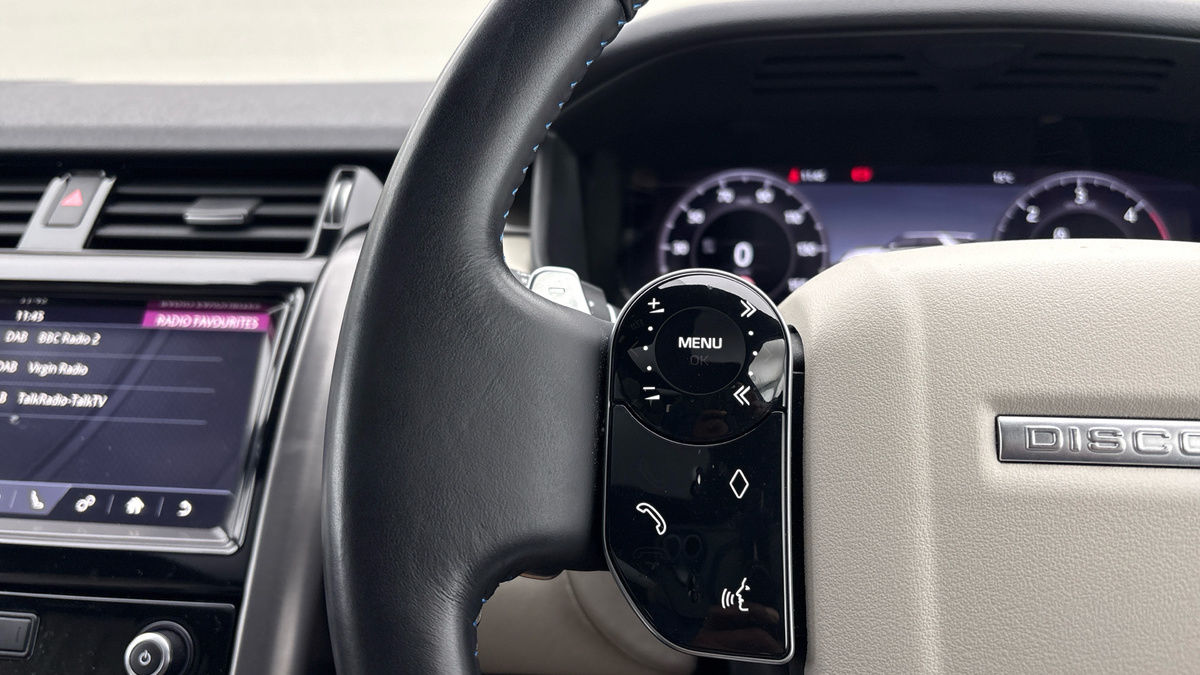 Land Rover Discovery Image 13