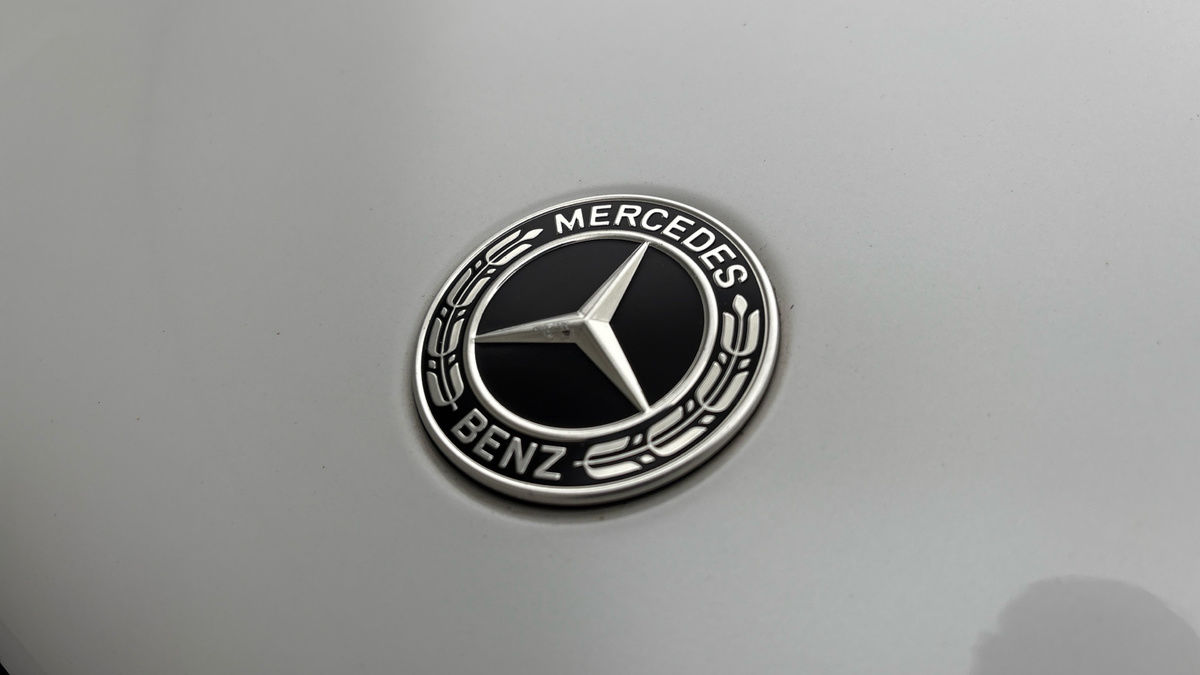 Mercedes-Benz CLA Image 24