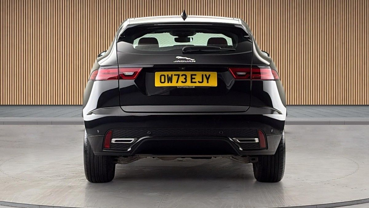 Jaguar E-PACE Image 4