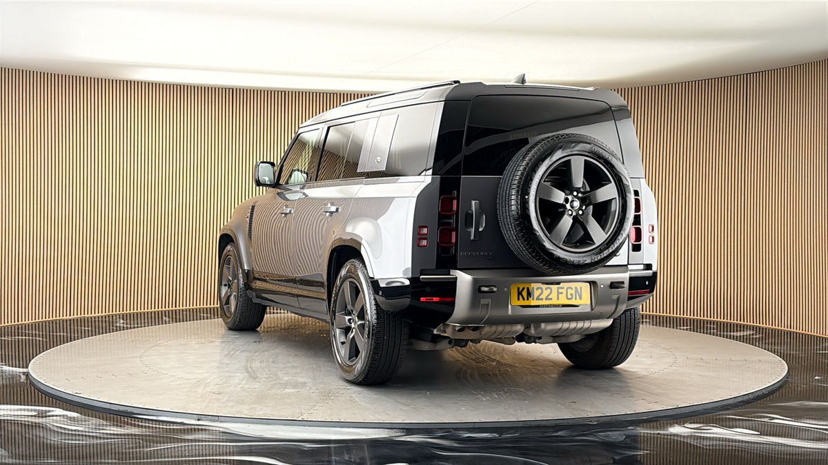 More views of Land Rover Defender 110