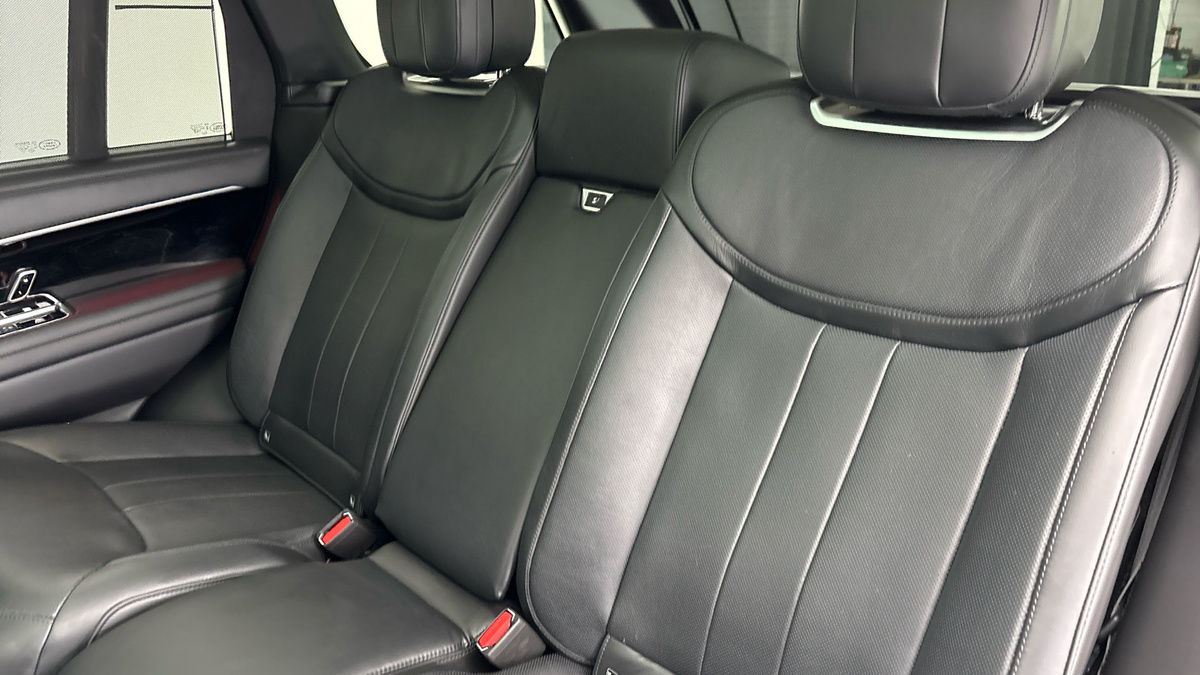 Land Rover Range Rover Image 8