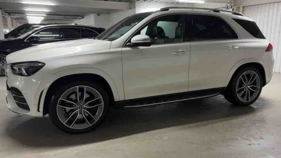More views of Mercedes-Benz GLE