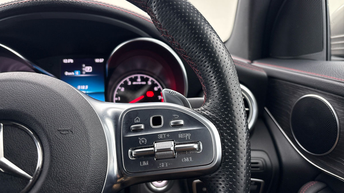 Mercedes-Benz GLC Image 14