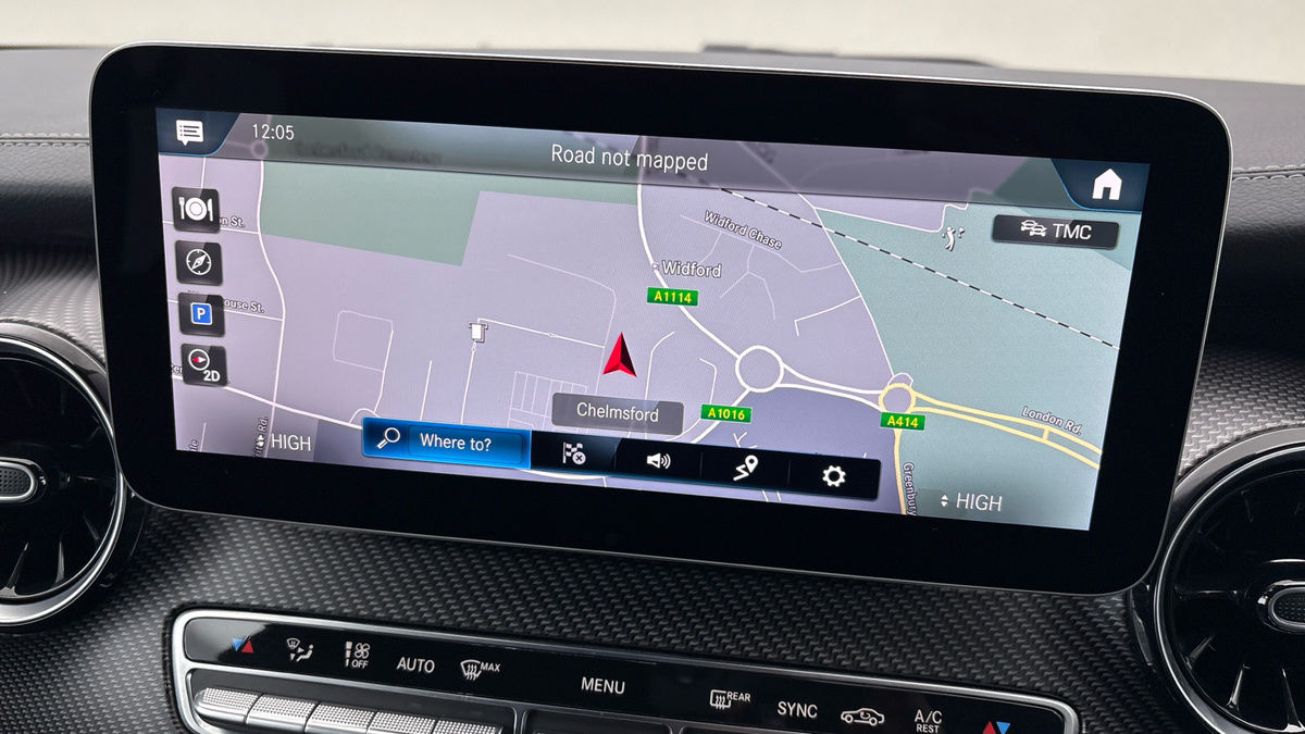 Mercedes-Benz V Class Image 17