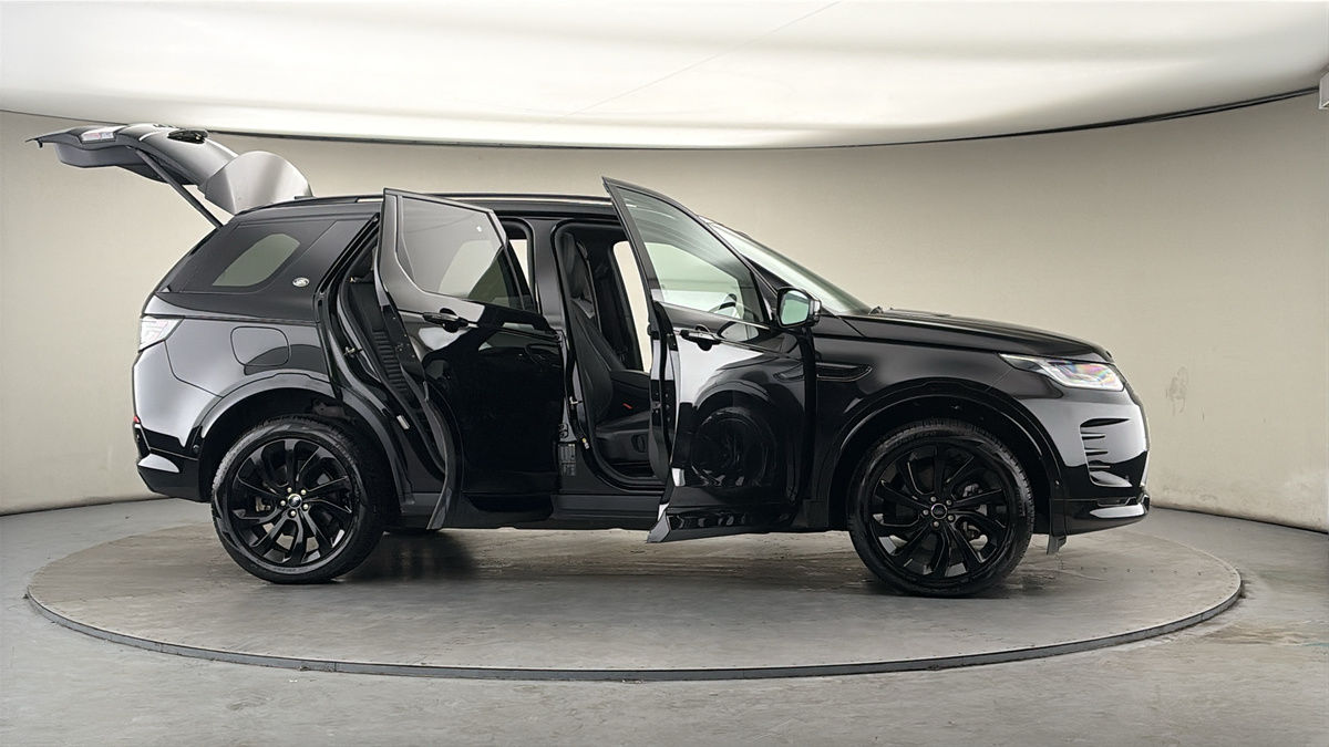 More views of Land Rover Discovery Sport