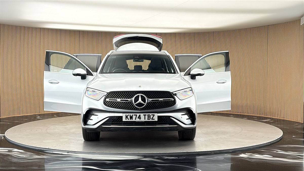 More views of Mercedes-Benz GLC