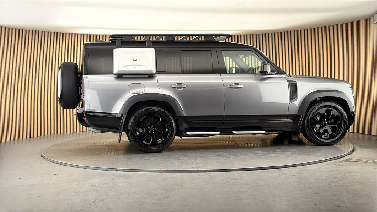 More views of Land Rover Defender 130