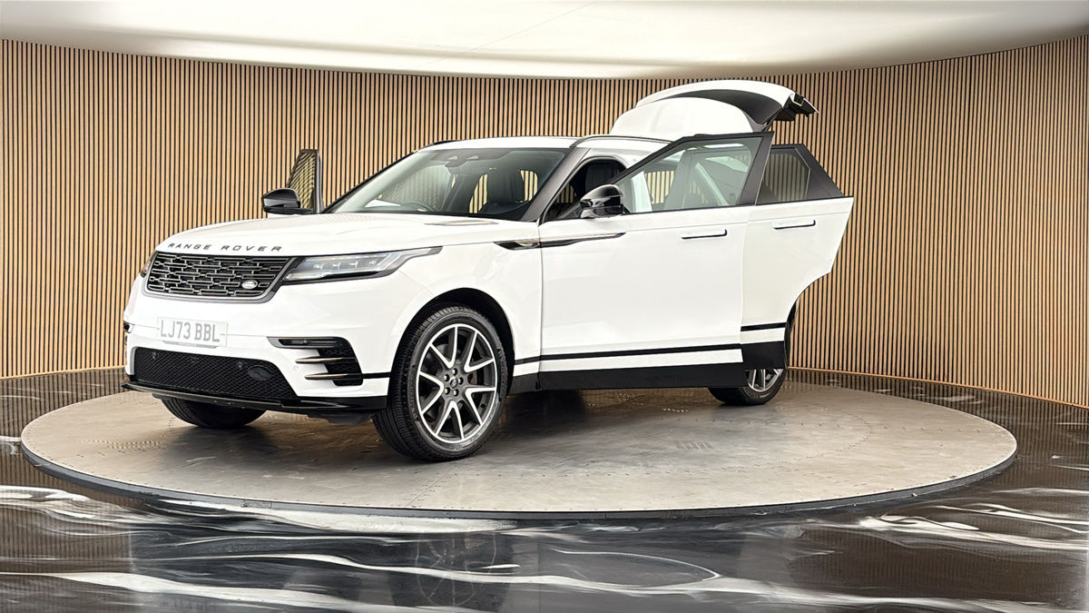 More views of Land Rover Range Rover Velar